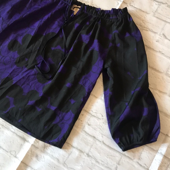 Collective Concepts Off the Shoulder - Picture 2 of 5